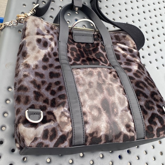 HB CROSS BAG - Picture 4 of 6